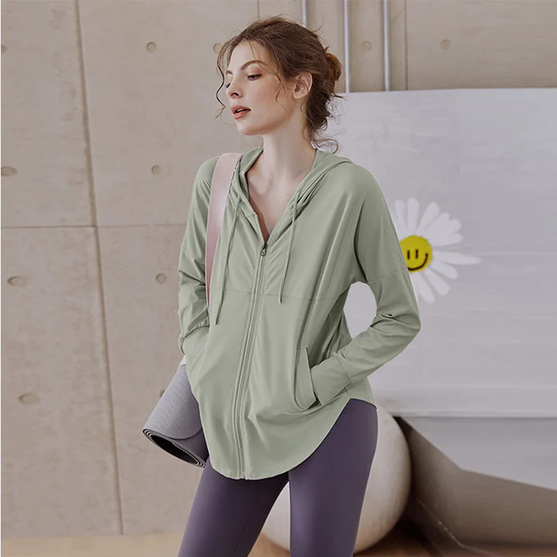 Nuova giacca fitness da donna  - Outdoor Sport Coat recensione e prezzo