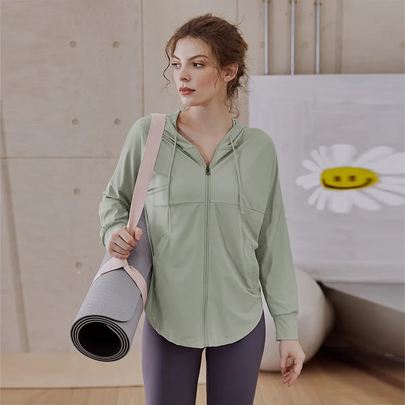 Nuova giacca fitness da donna  - Outdoor Sport Coat recensione e prezzo