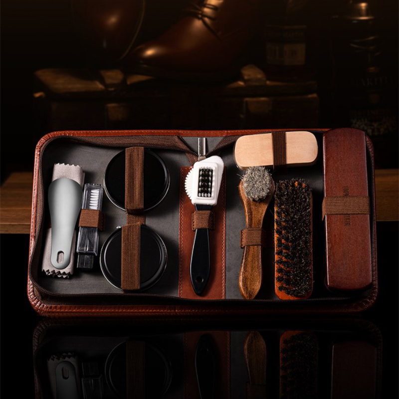 Set di spazzole per scarpe Hor - Grooming Kit Horse recensione e prezzo